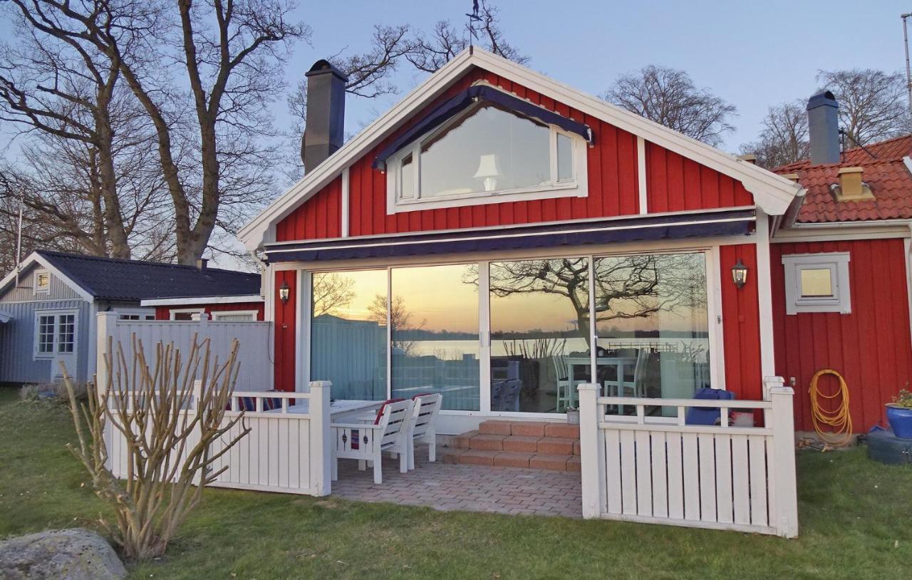 Awesome Home In Soelvesborg With House Sea View Экстерьер фото