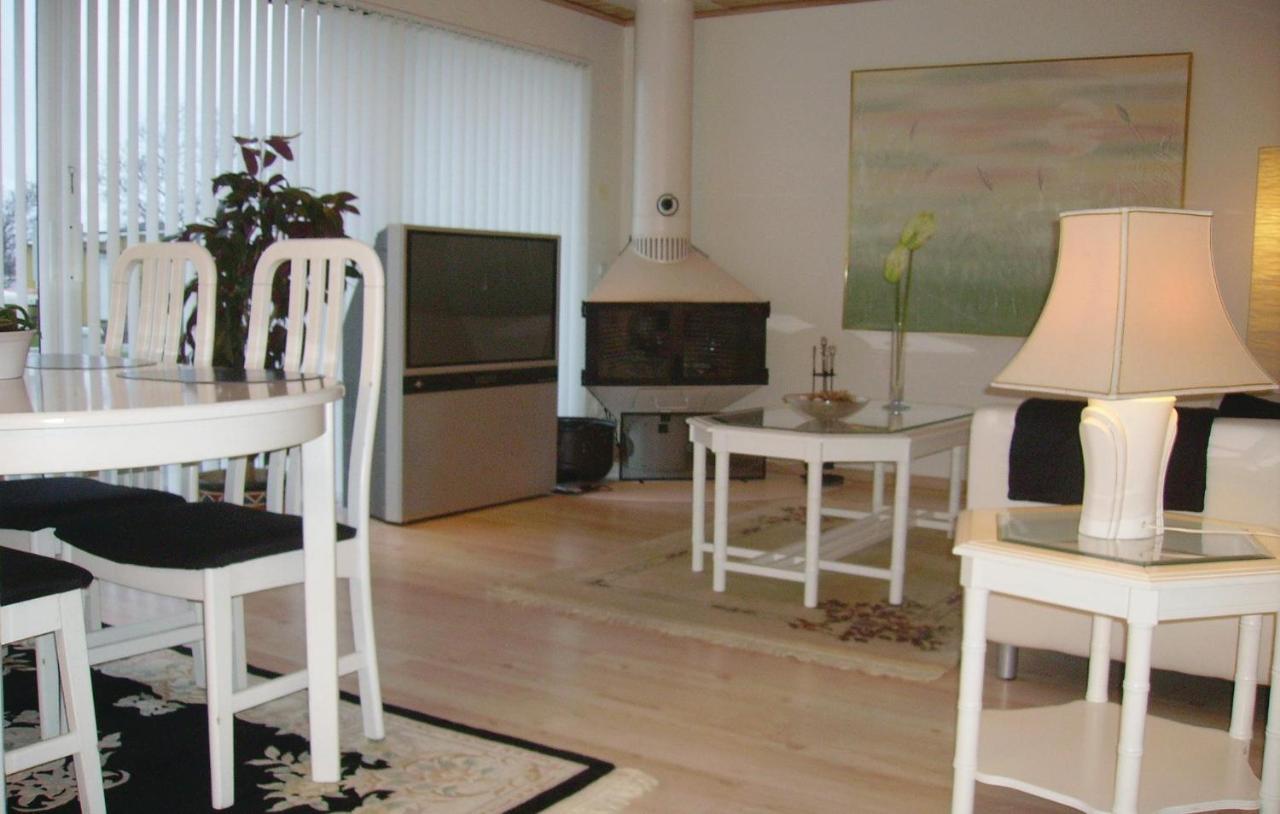 Awesome Home In Soelvesborg With House Sea View Экстерьер фото